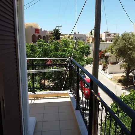 דירה Oasis פליאוחורה